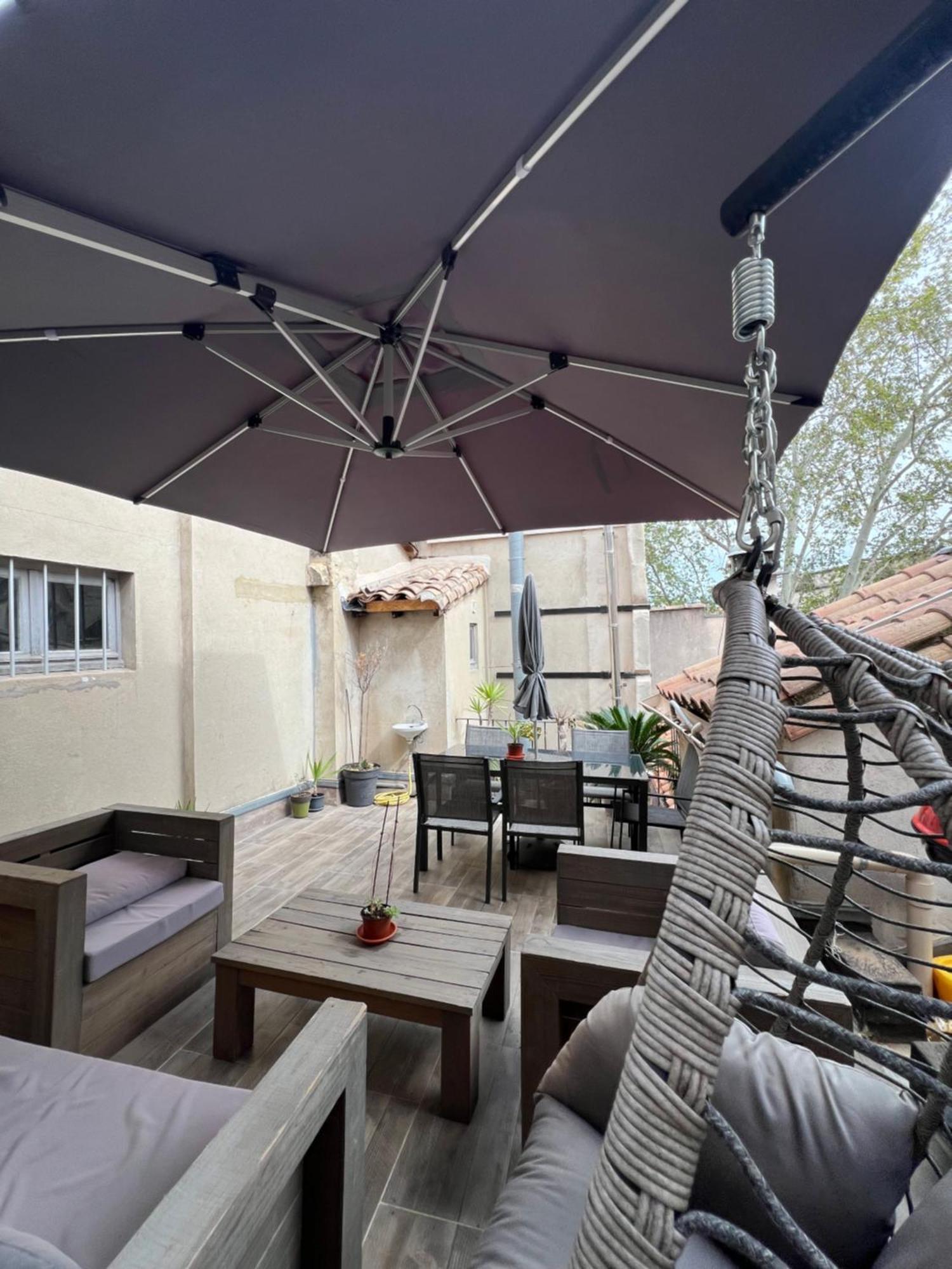 Renove, Vue Sur Palais Des Papes, Terrasse Et Wifi Troisieme Etage Apartment Avignon Exterior photo