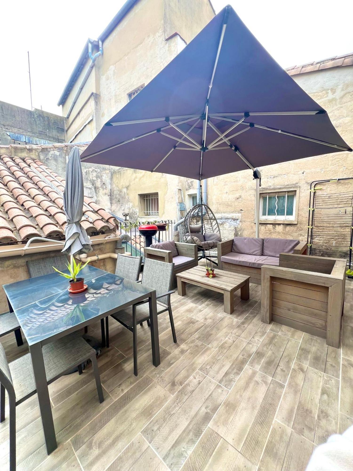 Renove, Vue Sur Palais Des Papes, Terrasse Et Wifi Troisieme Etage Apartment Avignon Exterior photo